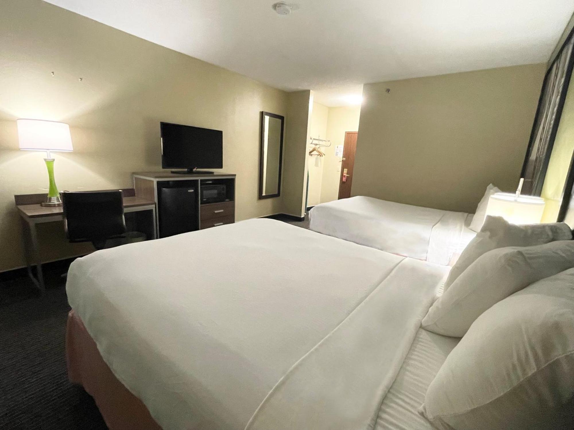 Hotel Super 8 By Wyndham St Charles Saint Charles Exterior foto